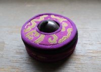 ティンシャ ： ブロンズ　ケース付き　ムラサキ　約８ｃｍ