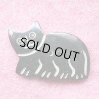 ネパール 水牛の骨 手作りボタン：黒ねこ　＜郵送OK＞