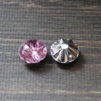 インドのカラフルボタン：ピンク　半円 ＜クリックポストOK＞